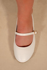 JOSIE BALLERINA FLATS WITH STRAP DETAIL IN WHITE FAUX LEATHER