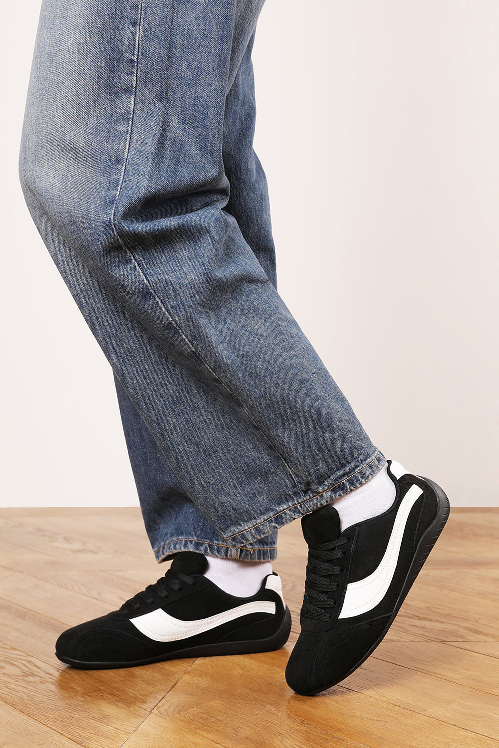 Ulani Black Low-Top Lace up trainer with Contrast White Side Stripe