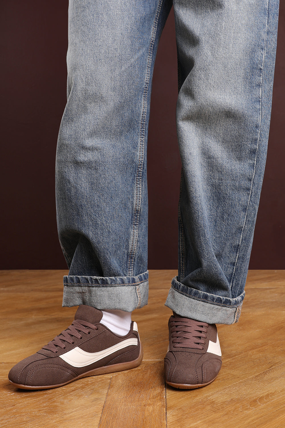 Ulani Brown Low-Top Lace up trainer with Contrast Cream Side Stripe