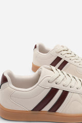 Venice Classic beige retro lace up trainer with wine stripes