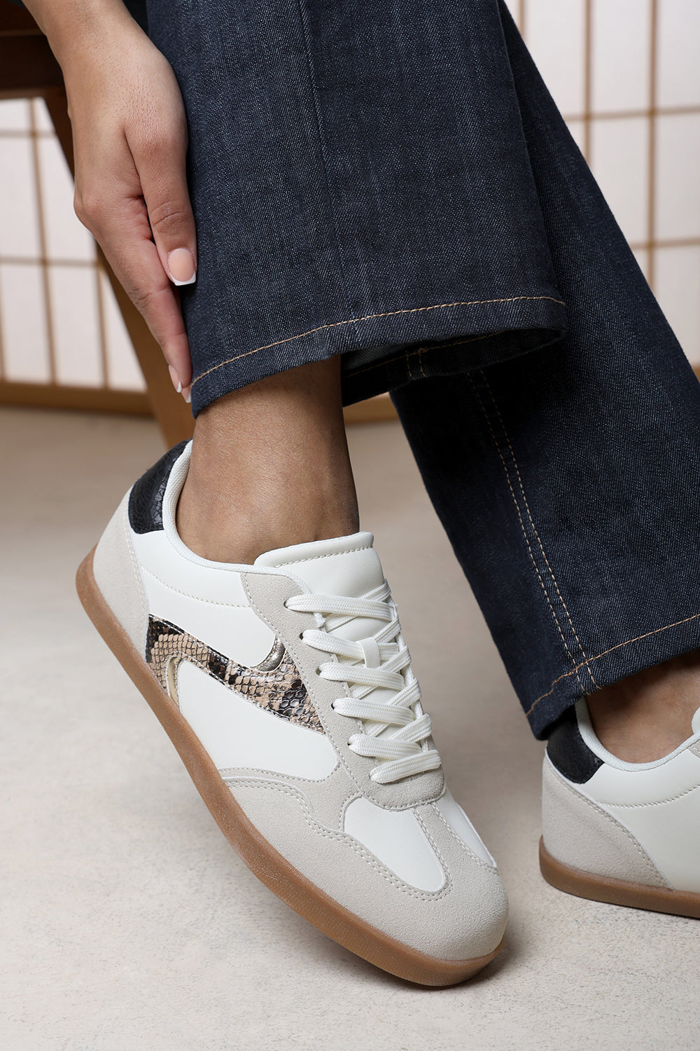 Anaiah Low Profile Side Panel Detailed Trainer