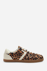 Ensley Low Profile Panel Detailed Trainer