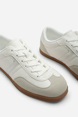 Ensley Low Profile Panel Detailed Trainer