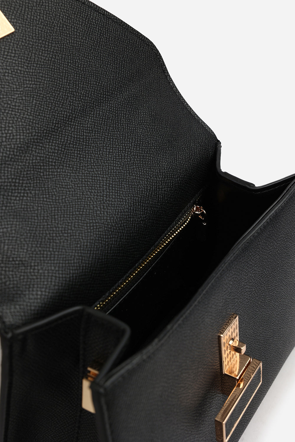 Mareas Elegant Top Handle Shoulder Bag In Black