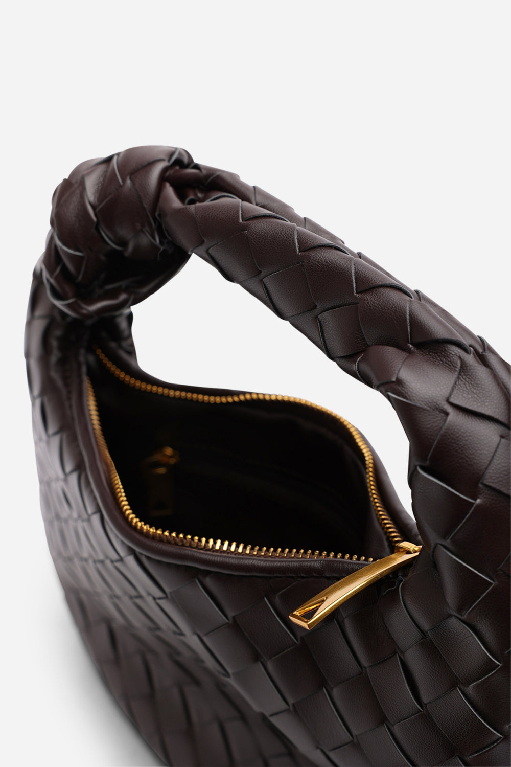 Aura Classic Woven Hobo Bag In Dark Brown