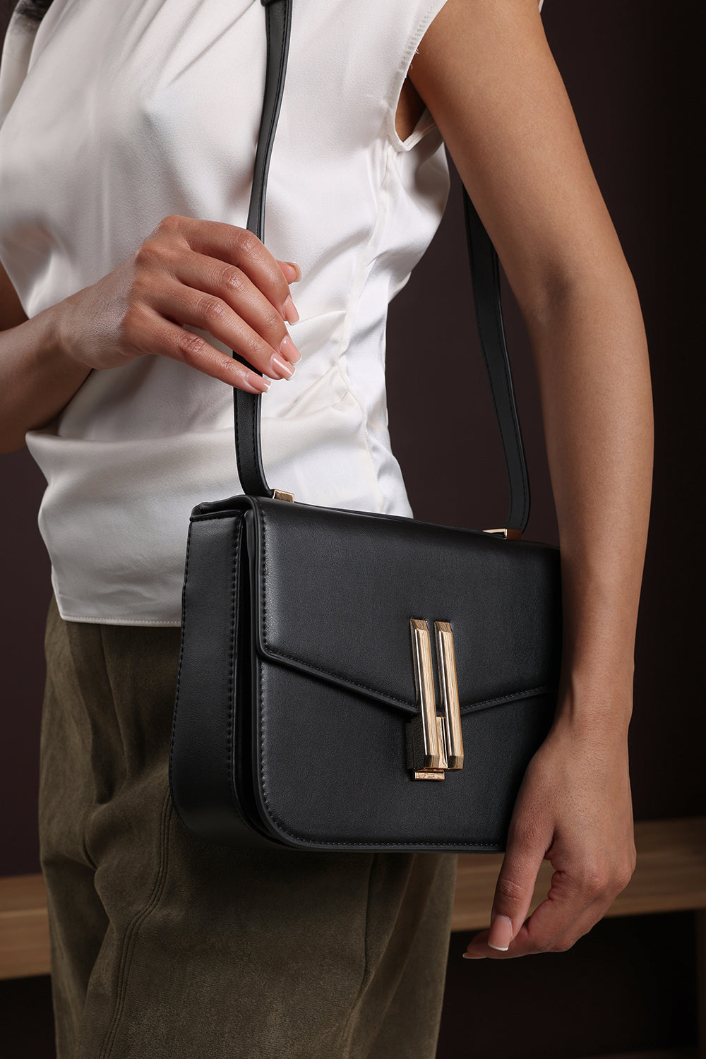 Delrio Gold Clasp Cross Body Tofu Bag In Black