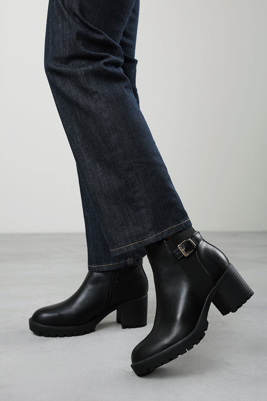Cirele Black Chelsea Heeled Ankle Boot With Buckle Detail