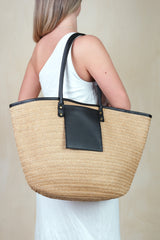 SHELL RATAN BEACH BAG WITH FRONT POCKET DETAIL IN BLACK FAUX LEATHER