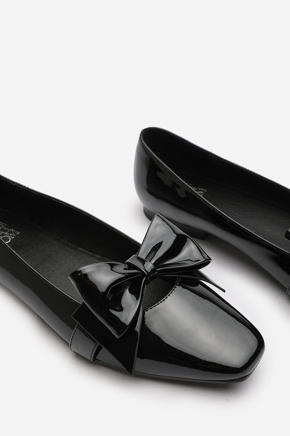 Jessa Girl's School Classic Bow Ballerina Shoes In Black Faux Patent Leather