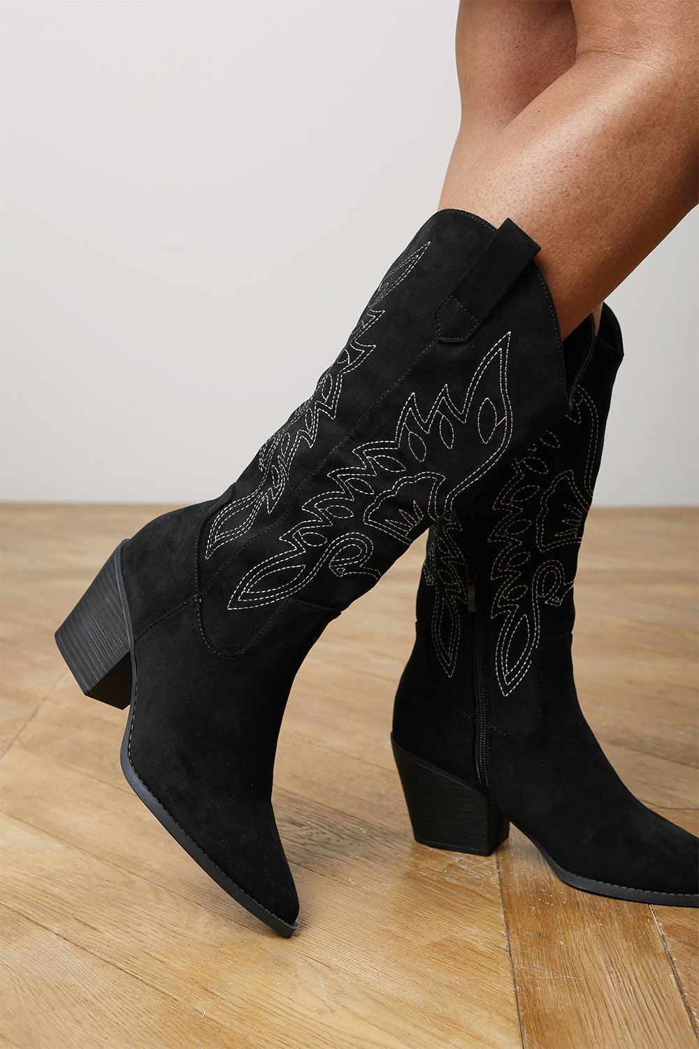 Fevora Black Pointed Toe Block Heeled Calf Length Boots