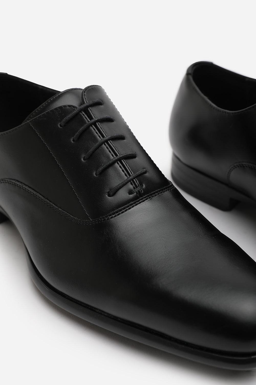 RYAN OXFORD LACE UP WORK DRESS SHOES IN BLACK
