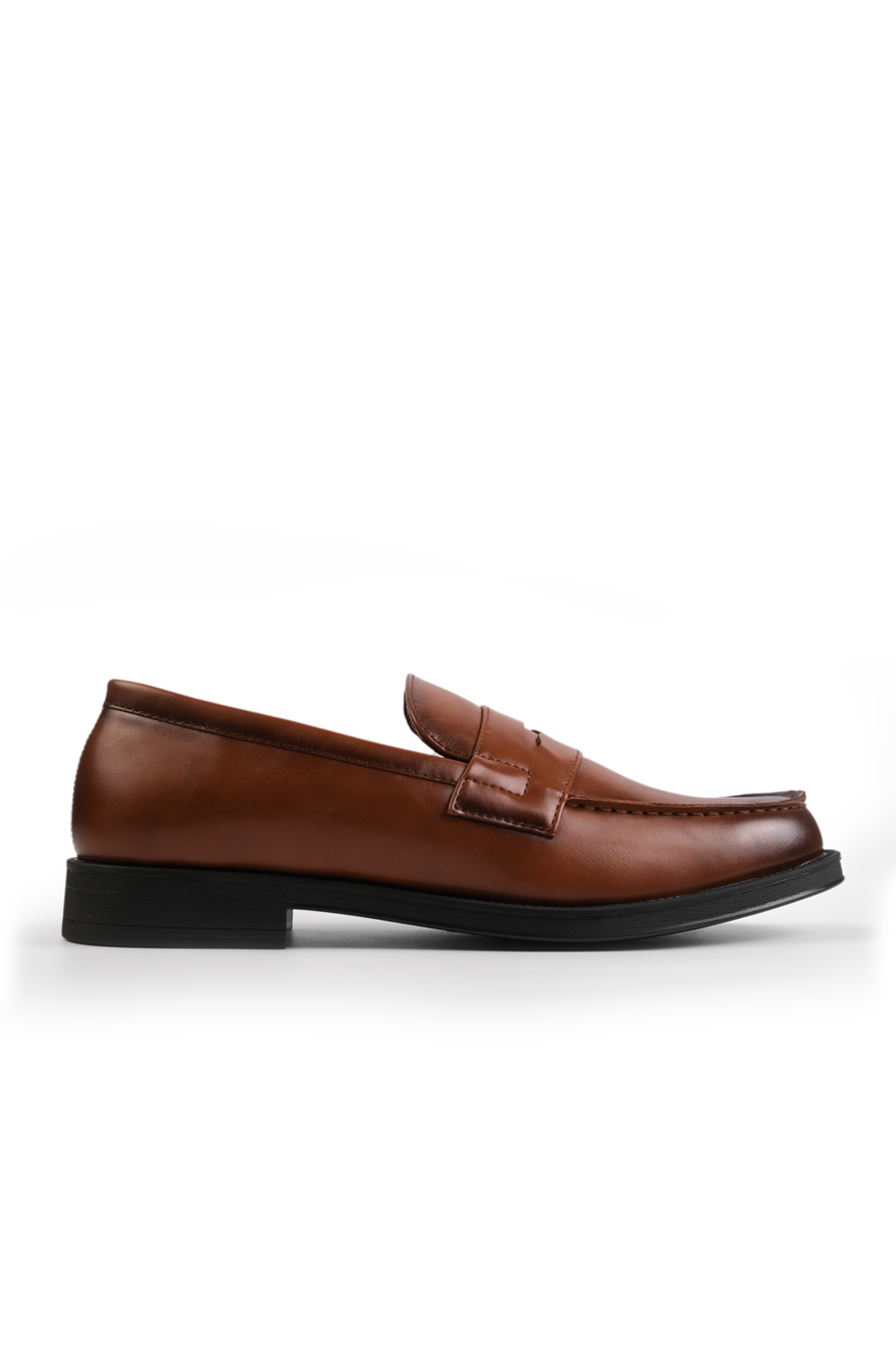 JAMES SLIP ON LOAFERS IN CAMEL