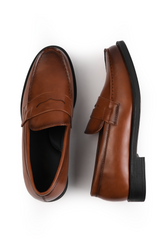 JAMES SLIP ON LOAFERS IN CAMEL