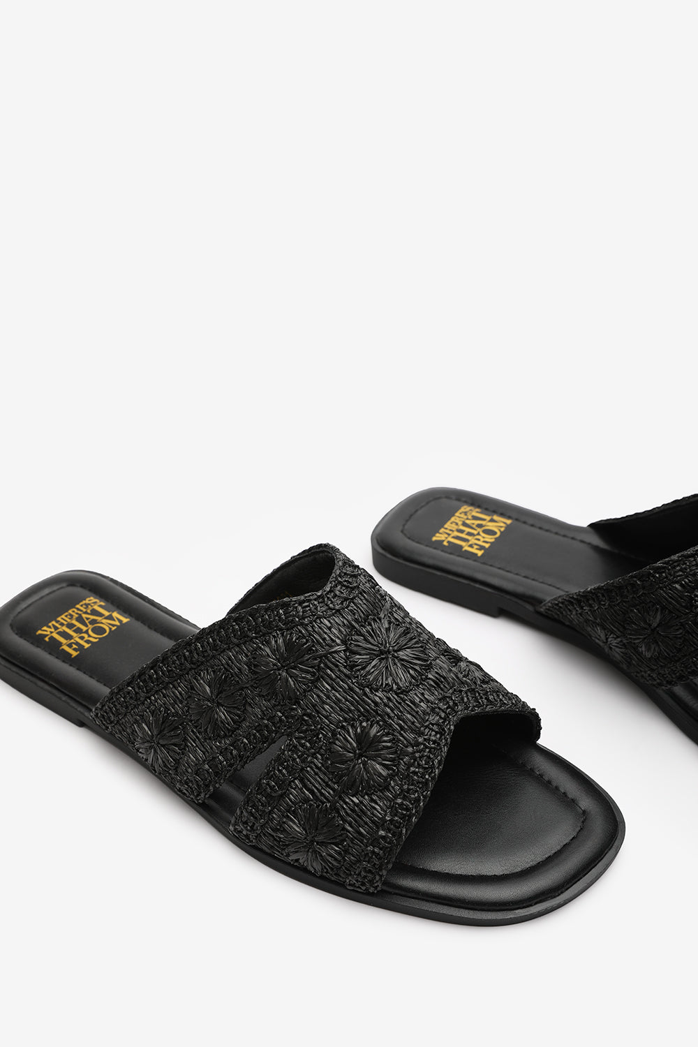 ALASKA WOMEN'S JUTE FLORAL EMBROIDERY FLAT SANDALS IN BLACK RAFFIA
