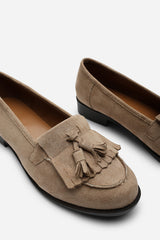 Avani Flatform Slip On Loafers Shoes With Tassel