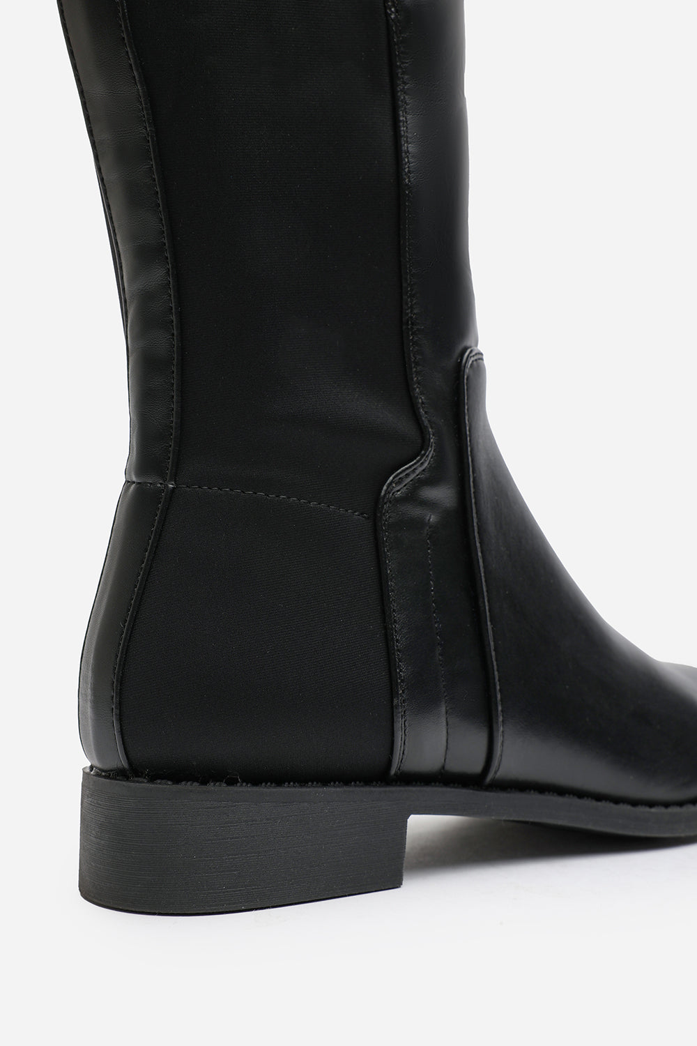 Jirelle Black Round Toe Knee High Boots with Side Zip Closure