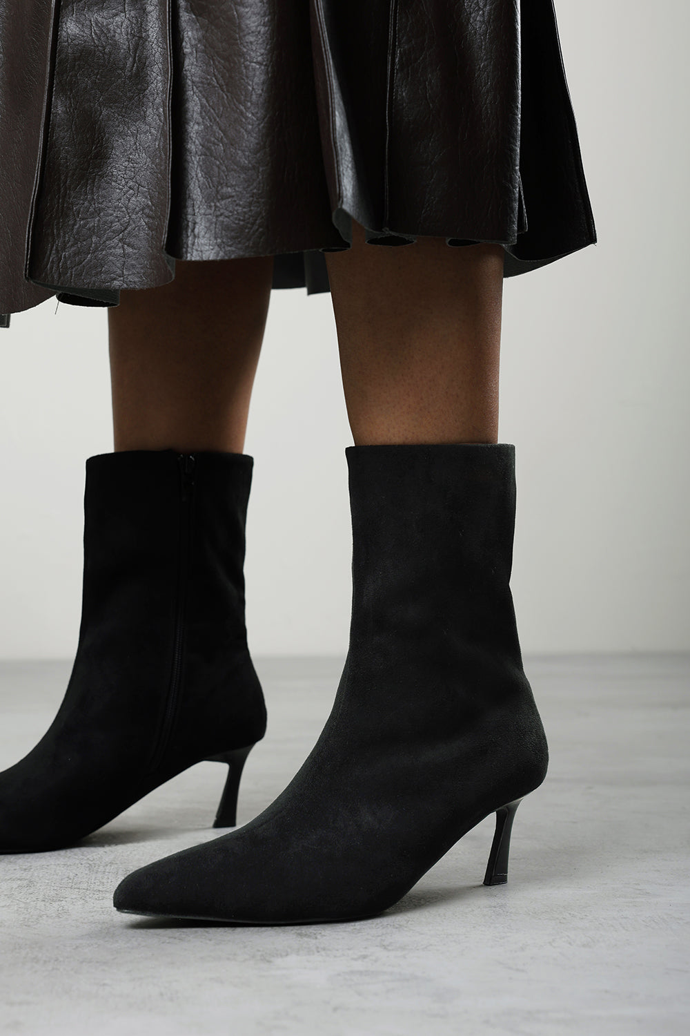 Invara Black Heeled Pointed Toe Ankle Boots