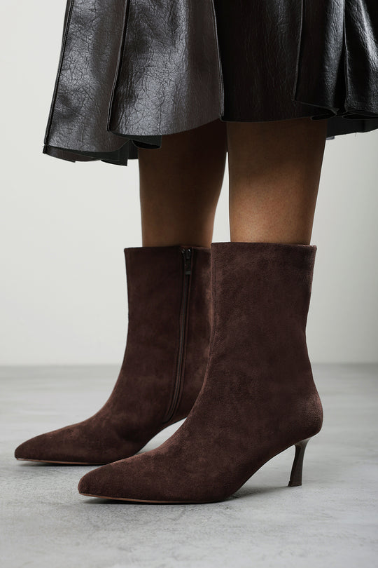 Invara Dark Brown Heeled Pointed Toe Ankle Boots
