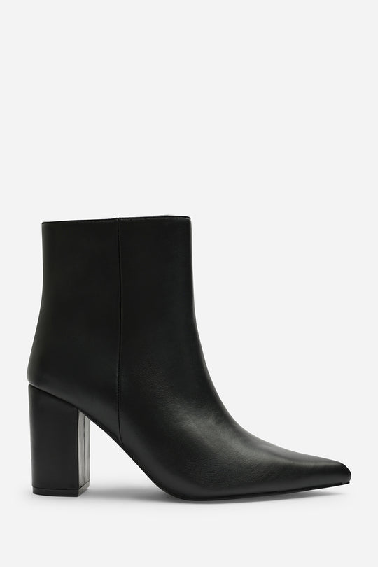Ebrina Black Pointed Toe Block Heeled Ankle Boot