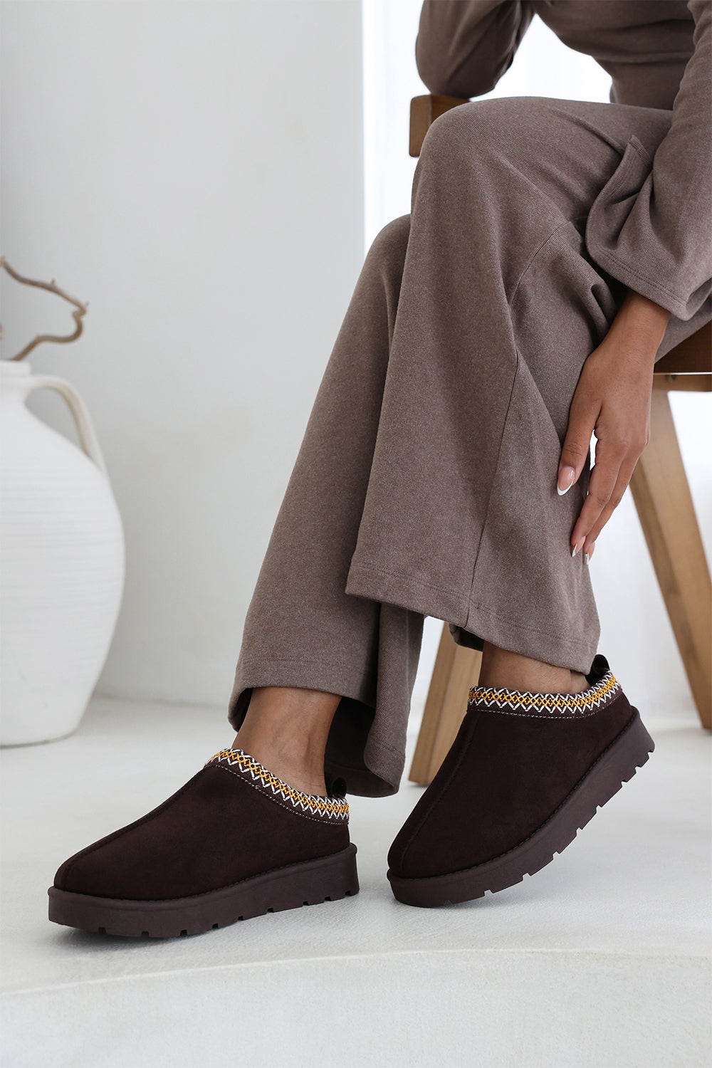 Quincy Cosy Brown Faux-Suede Fur Lining Slipper