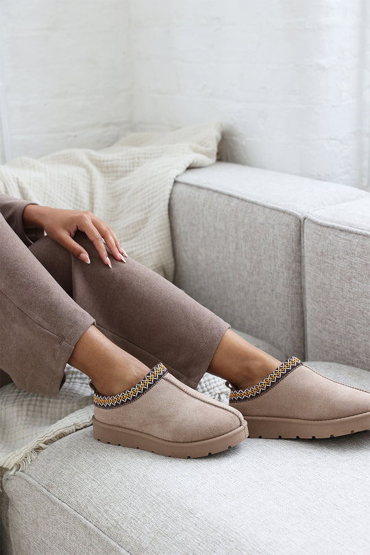 Quincy Cosy Camel Faux-Suede Fur Lining Slipper