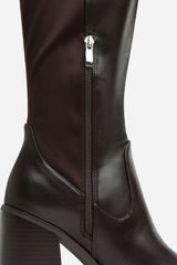Zhuri Stretch Wide Calf Block Heel Knee High Boots In Wide E Fit In Brown Faux Leather