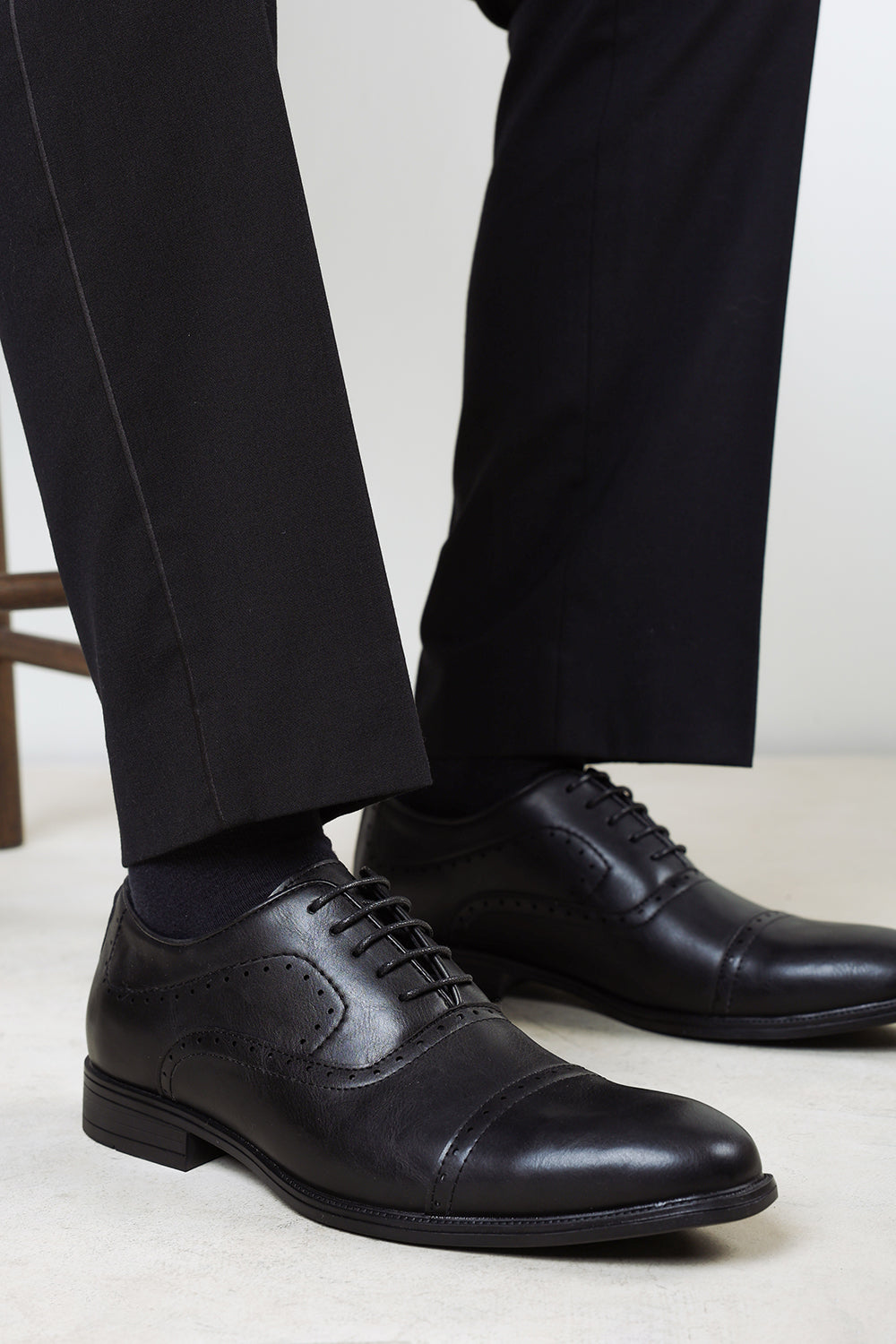 Joe Black Oxford Brogue Detail Lace Up Shoes