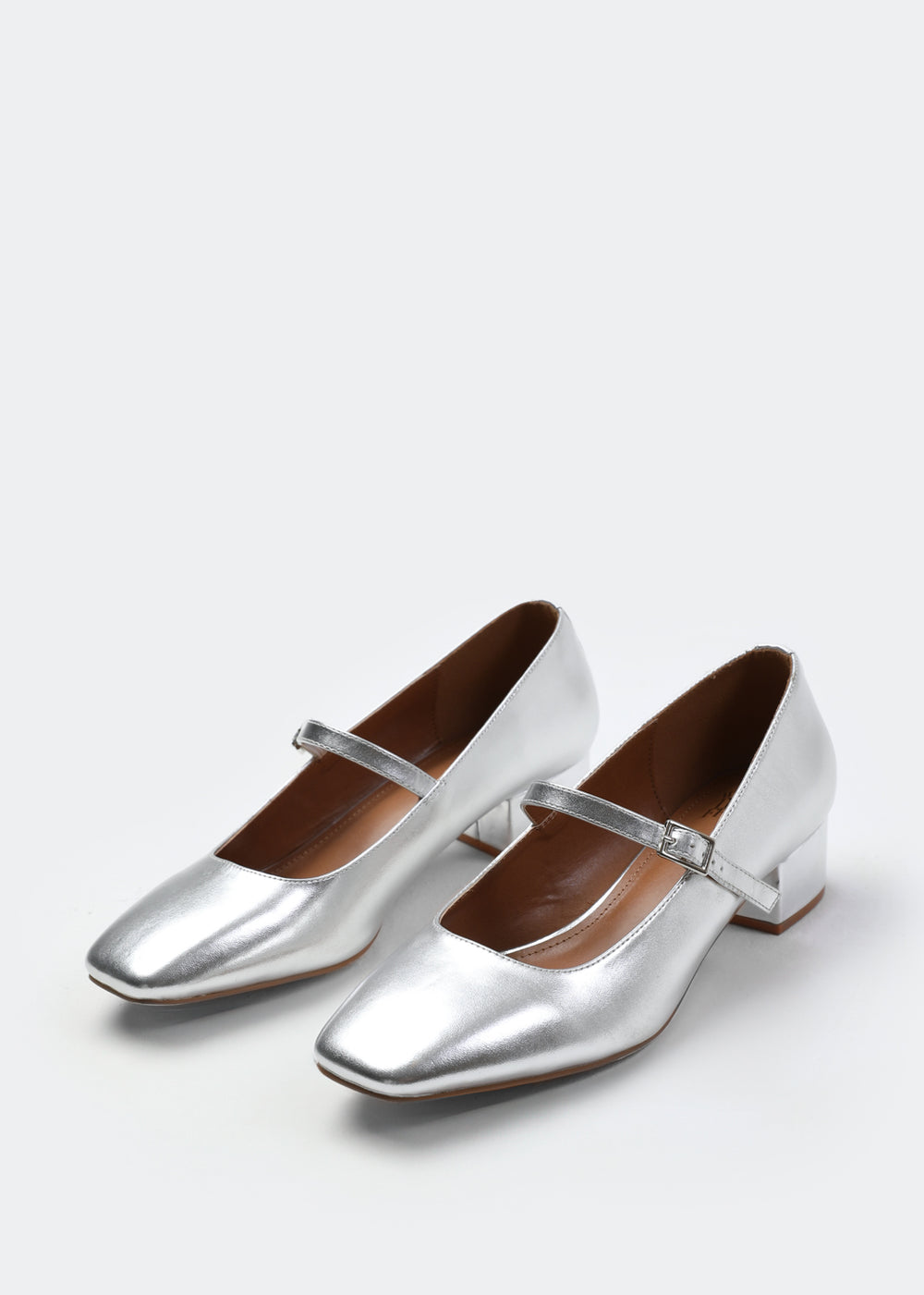 OSLO WIDE FIT LOW BLOCK HEEL WITH STRAP AND SQUARE TOE IN SILVER METALLIC FAUX LEATHER