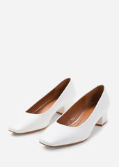 SEATTLE WIDE FIT LOW BLOCK HEEL WITH SQUARE TOE IN WHITE FAUX LEATHER