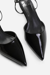 MALTA LOW KITTEN HEELS WITH POINTED TOE AND ANKLE STRAP IN BLACK PATENT