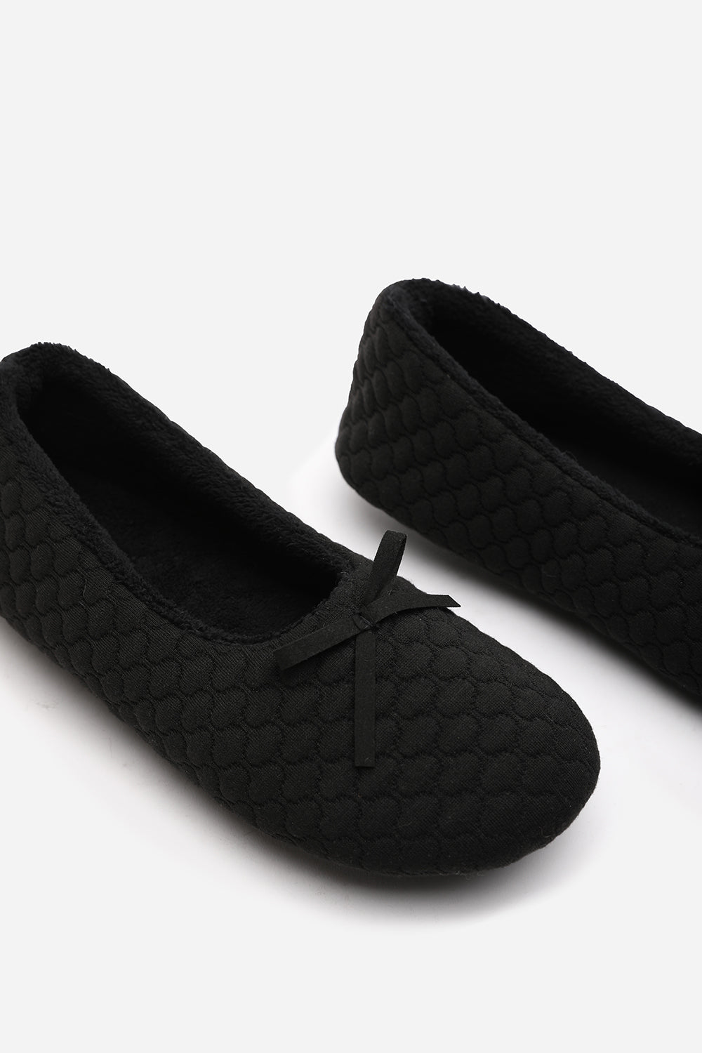 Sorelle Ballet Quilted Slippers with Black Faux Fur Lining and Bow Detail