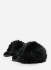 Qirexa Extreme Fluffy Oversized Faux Fur Slippers