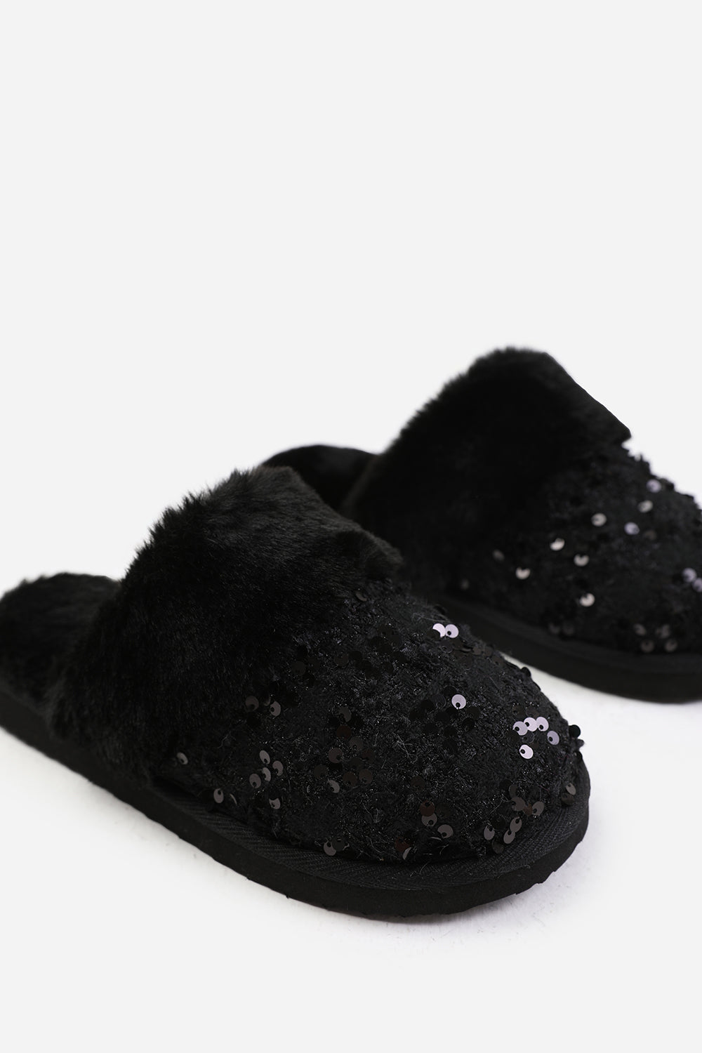 COZY SLIP ON SEQUIN SLIPPERS WITH FUR TRIM IN BLACK