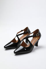 COLORADO WIDE FIT CROSS OVER STRAP MID BLOCK HEEL IN BLACK PATENT