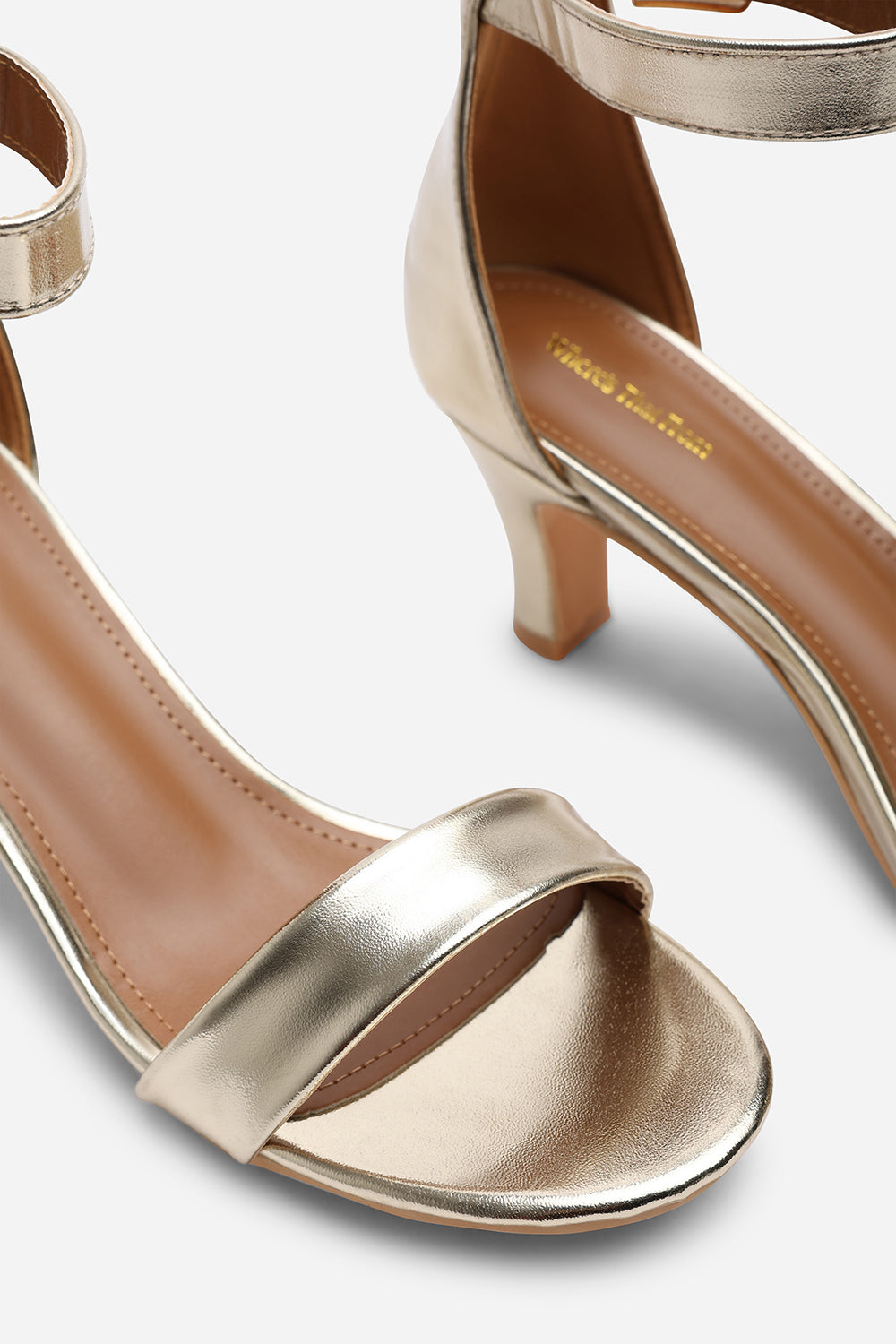MADRID MID BLOCK HEEL WITH ANKLE STRAP IN GOLD METALLIC PU