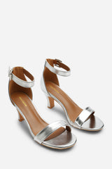 MADRID MID BLOCK HEEL WITH ANKLE STRAP IN SILVER METALLIC PU