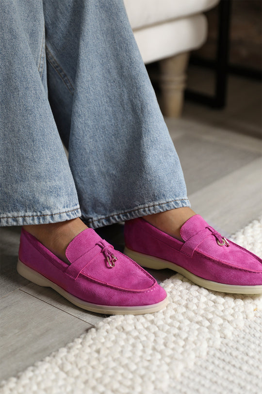 PEGASUS SLIP ON TRIM LOAFERS WITH ACCESSORY DETAILING IN FUCHSIA SUEDE