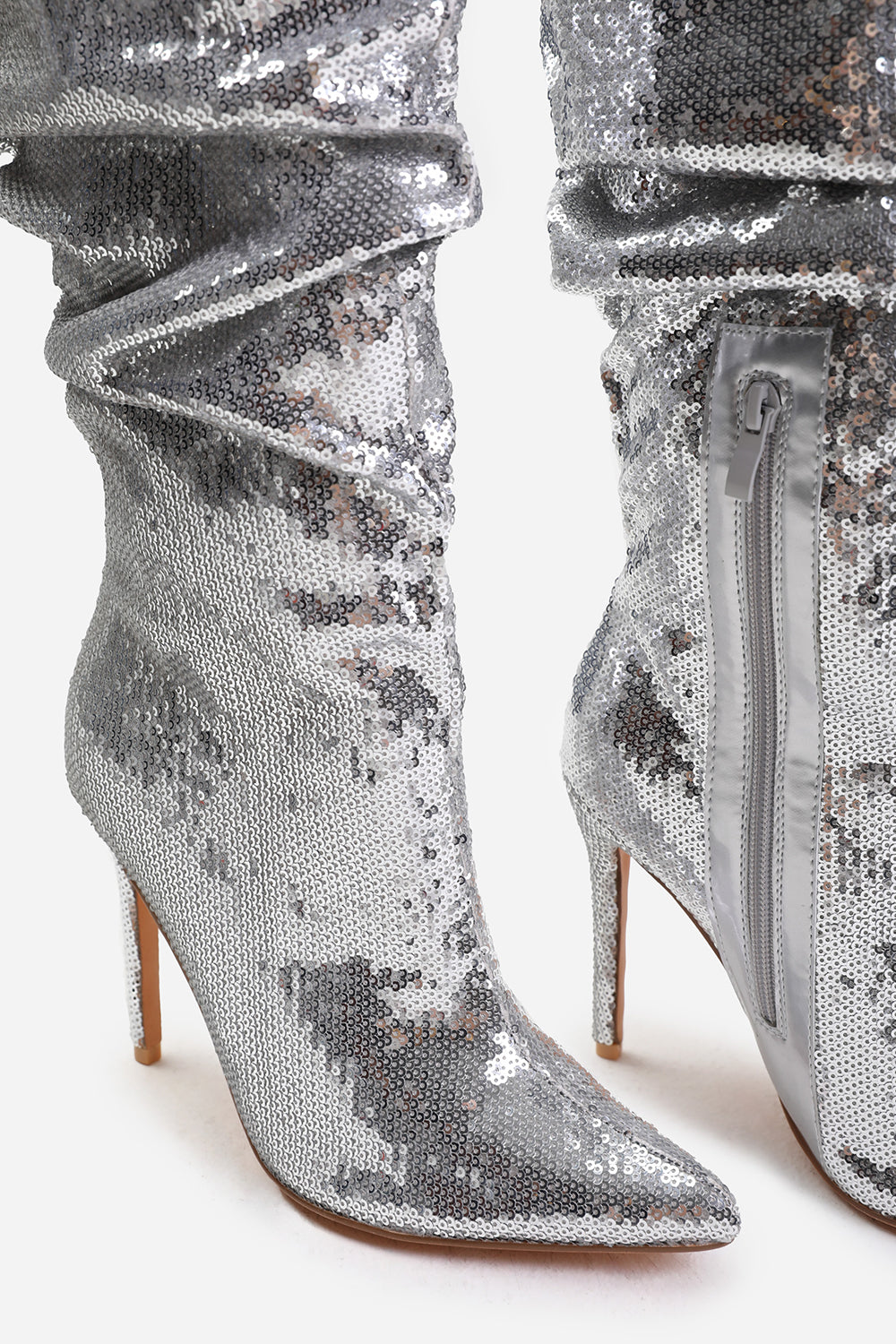 SPARKLE BELOW KNEE SEQUIN SLOUCH BOOTS IN SILVER