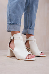 LISA WIDE FIT BLOCK HEEL WITH SIDE BUCKLE AND OPEN TOE FRONT IN WHITE FAUX LEATHER