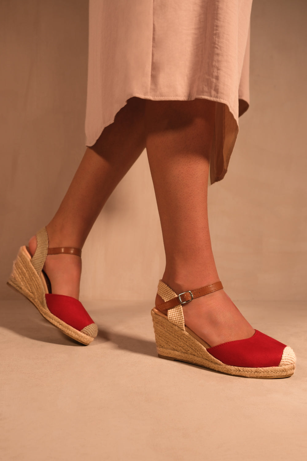 BLAKELY LOW WEDGE ESPADRILLE SANDALS WITH CLOSE TOE IN RED