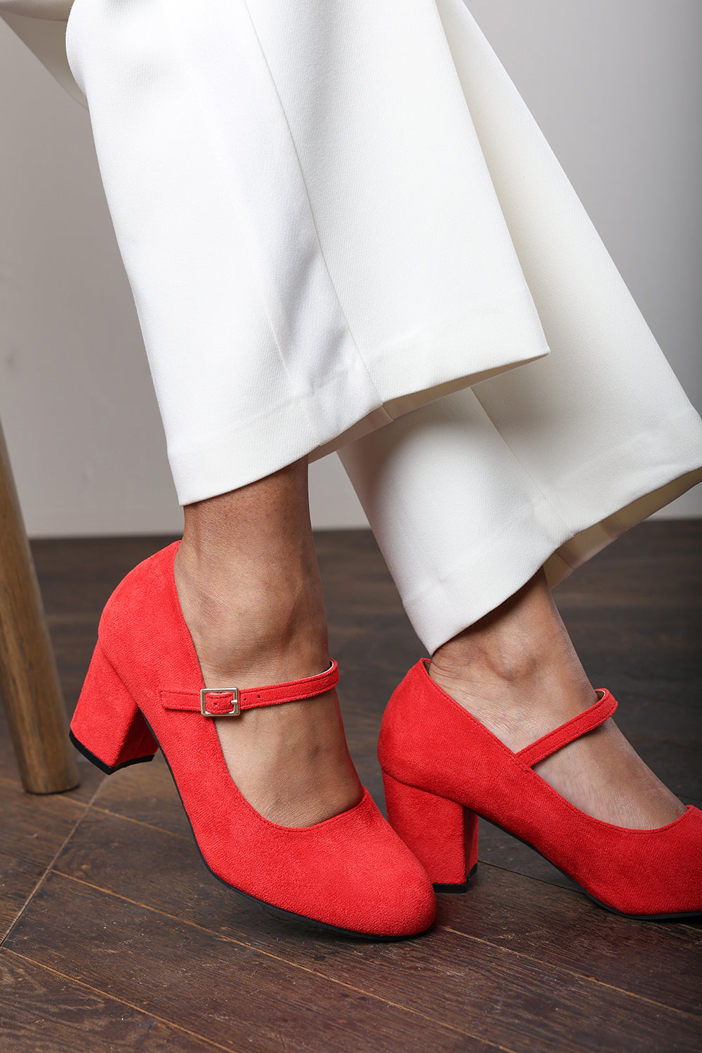 Terixa Wide Fit Round Toe Mary Jane Block Heeled Court Shoes