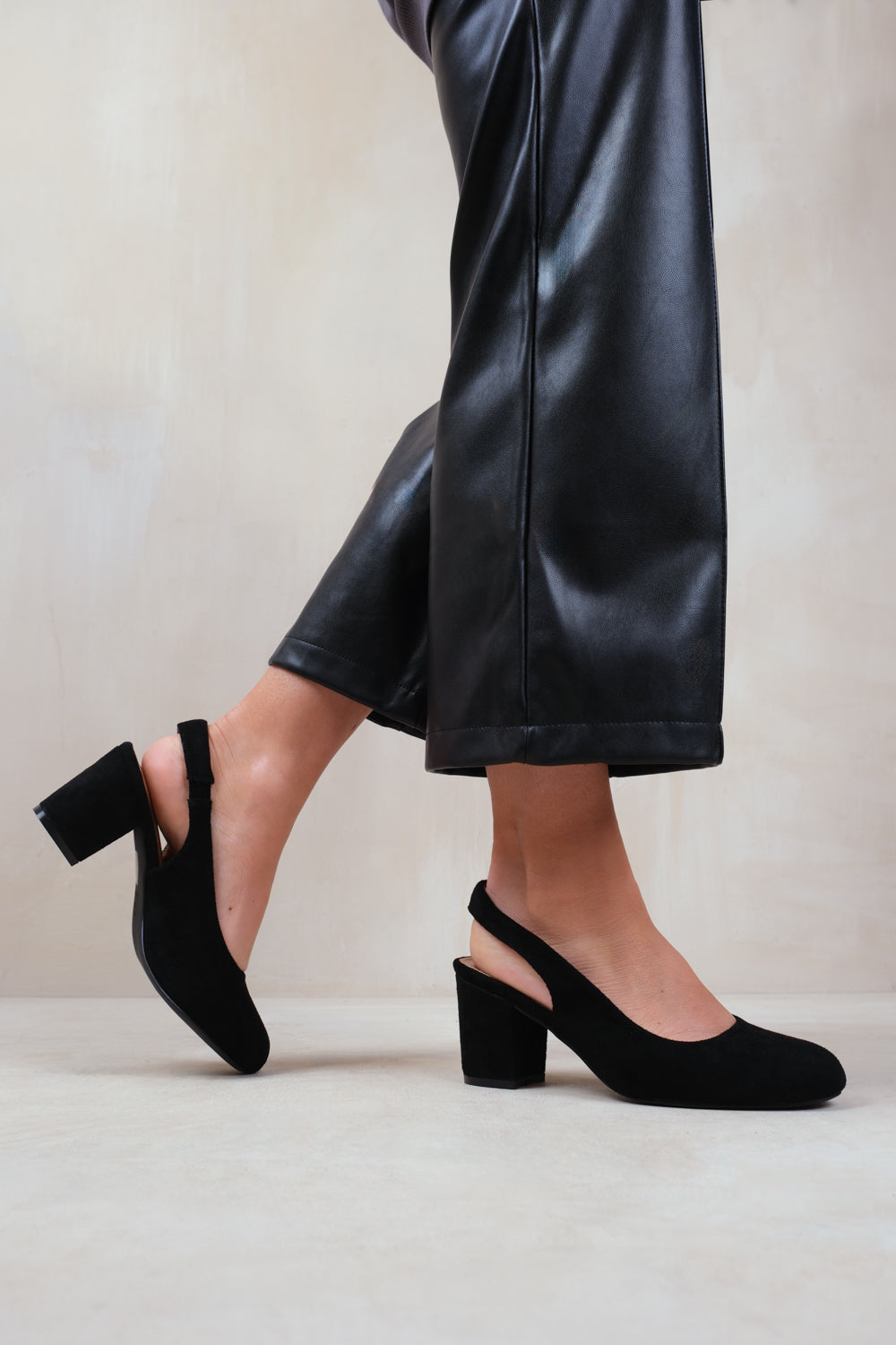 EDITH EXTRA WIDE FIT BLOCK HEEL SLINGBACK SHOES IN BLACK SUEDE