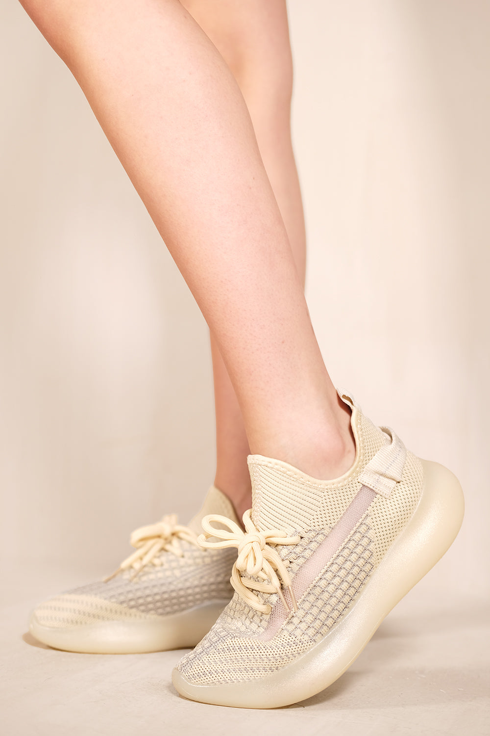 INSLLIE PLATFORM KNITTED LACE UP TRAINERS IN BEIGE