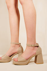MANOELA BLOCK HEEL SANDALS WITH ANKLE STRAP IN NUDE FAUX LEATHER